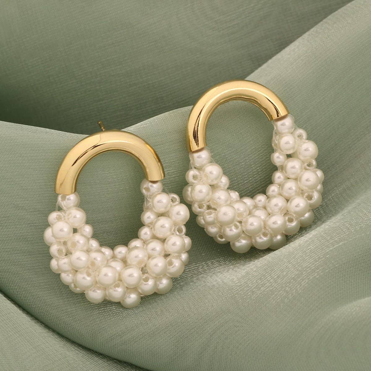 SWEET AND ELEGANT HAND-WOVEN CRYSTAL EARRINGS