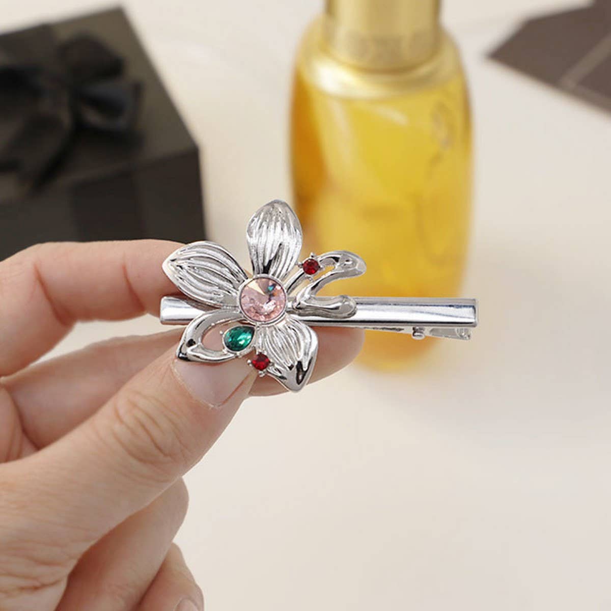 METAL ROSE HAIRPIN SIDE BANGS DUCKBILL CLIP