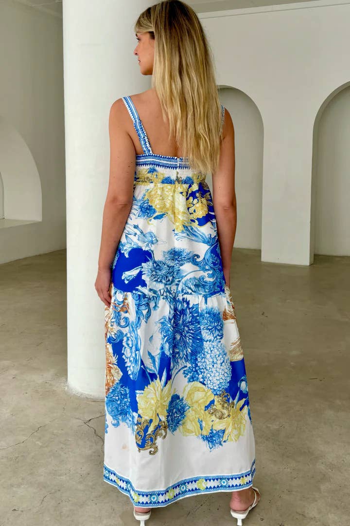 Holiday style positioning print long halter dress