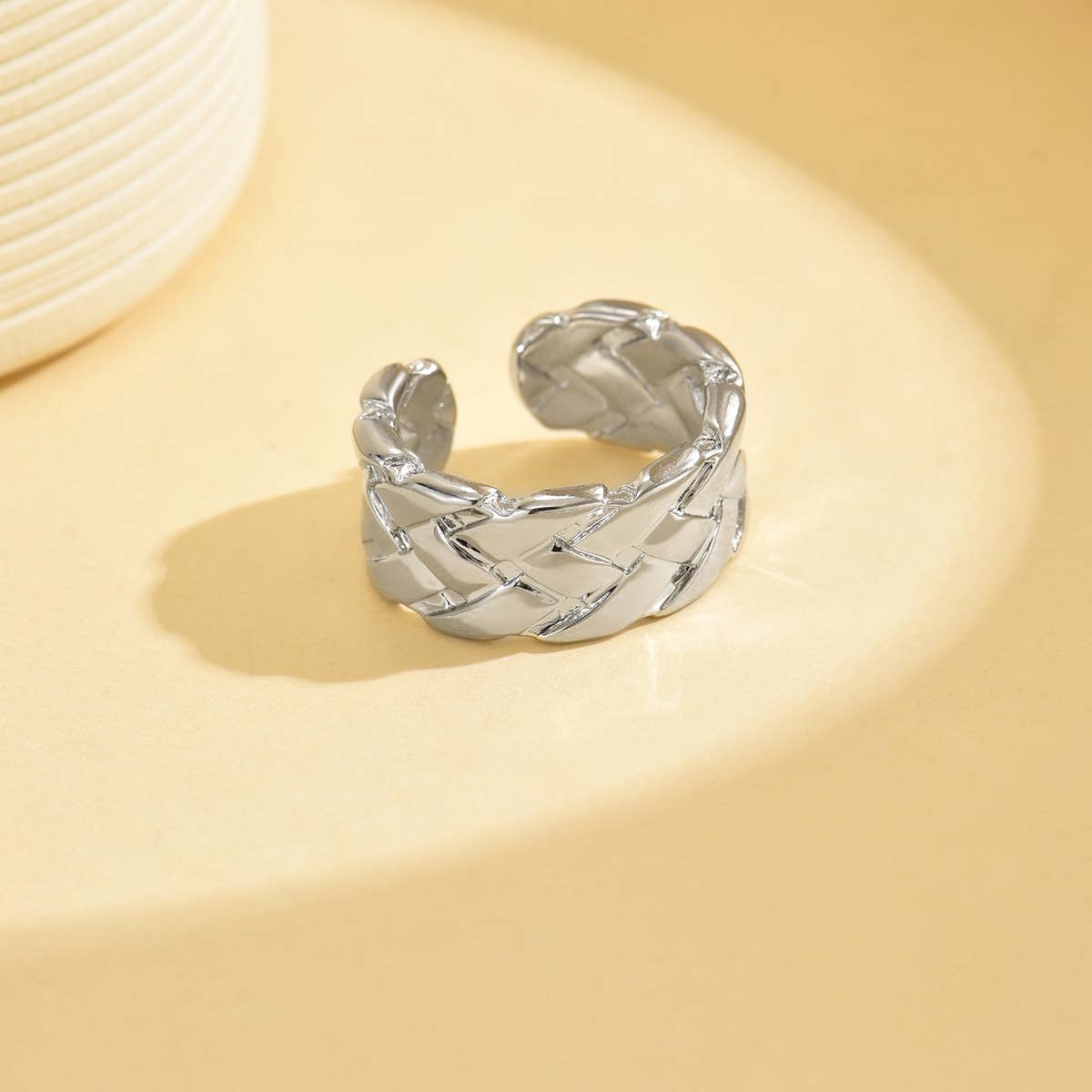 CREATIVE FASHION PERSONALITY WOVEN RING