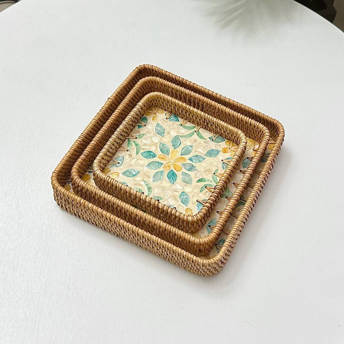 RATTAN COLORFUL SHELL FRUIT TRAY THREE-PIECE SET_CWMM4407