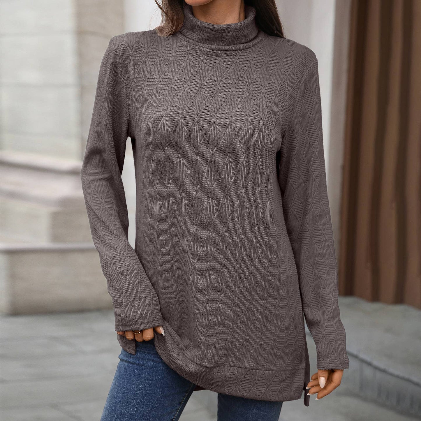 Solid-color high-neck long-sleeved slit T-shirt