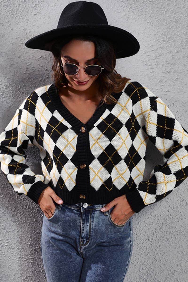 CWOCAL2048_DIAMOND CHECK LONG-SLEEVED CARDIGAN SWEATER