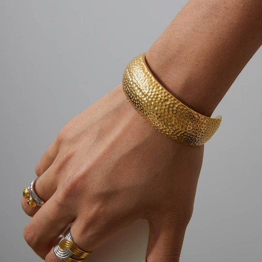 Minimalist 18K Gold Chunky Hammered Open Cuff