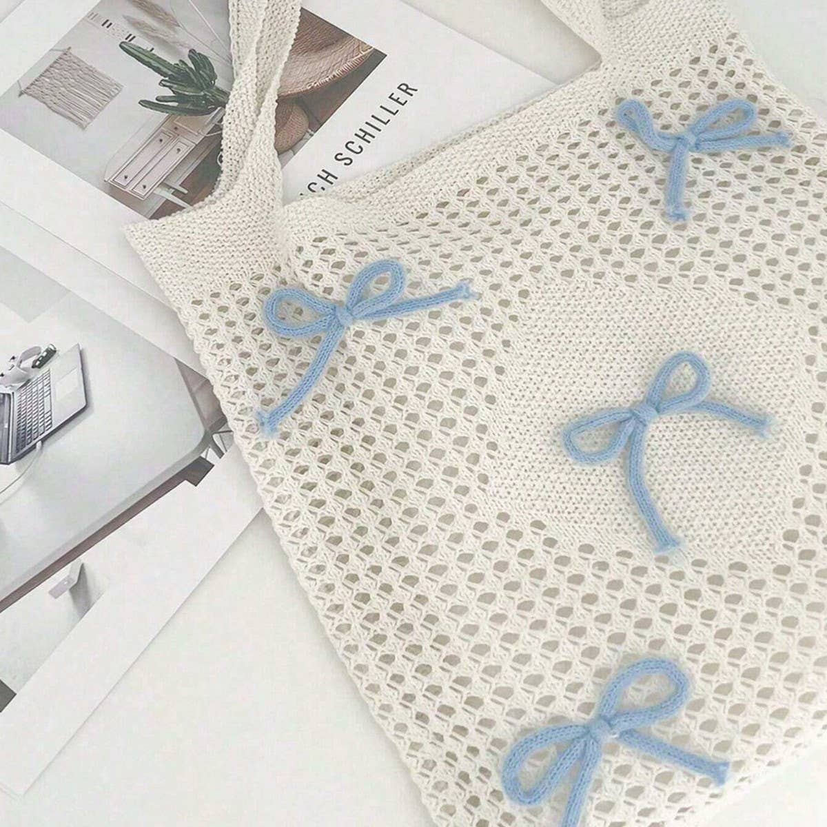 CWAB5058_SIMPLE BOW ELEMENT KNITTED SHOULDER BAG