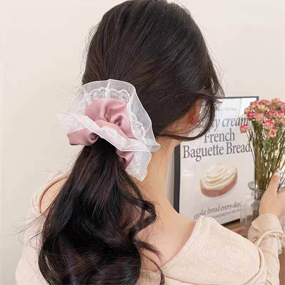 HIGH-END RETRO LACE HAIR TIE