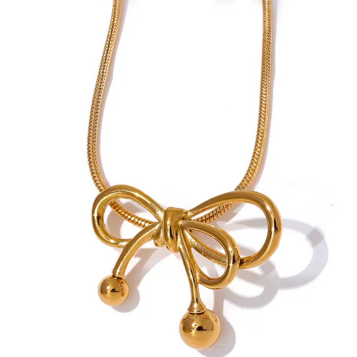 FASHIONABLE GOLDEN BOW NECKLACE FOR WOMEN