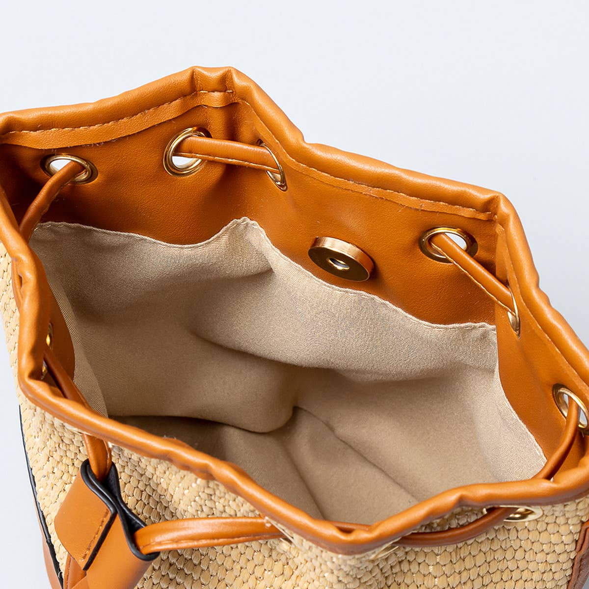 WOMEN HANDMADE STRAW BUCKET CROSSBODY BAG_CWAB1999