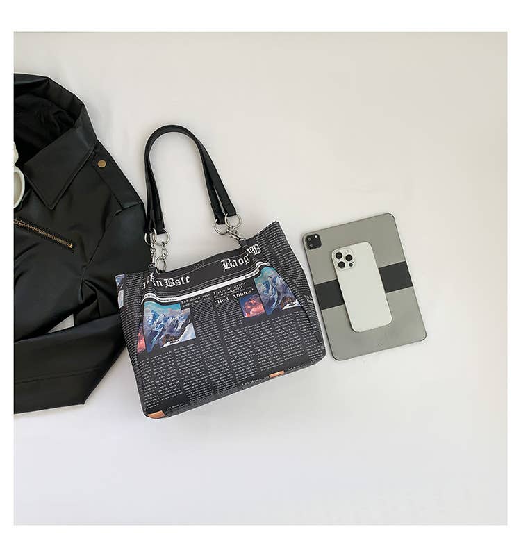 Newspaper printed large-capacity bucket bag