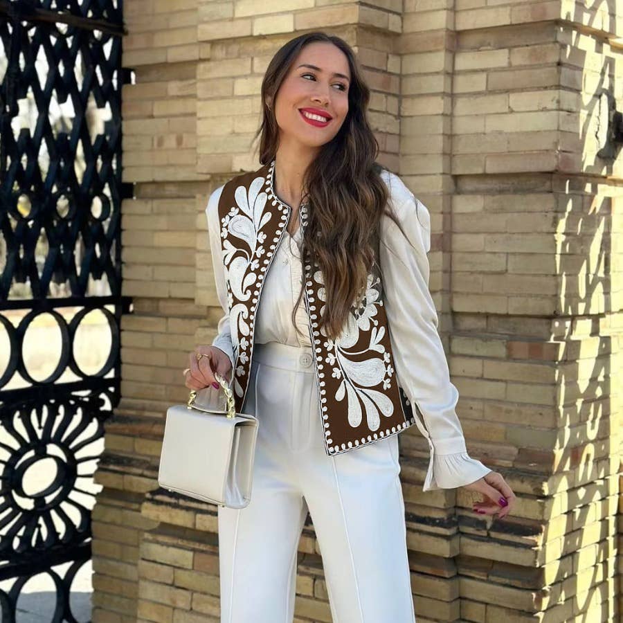 Sleeveless ethnic-style embroidered vest