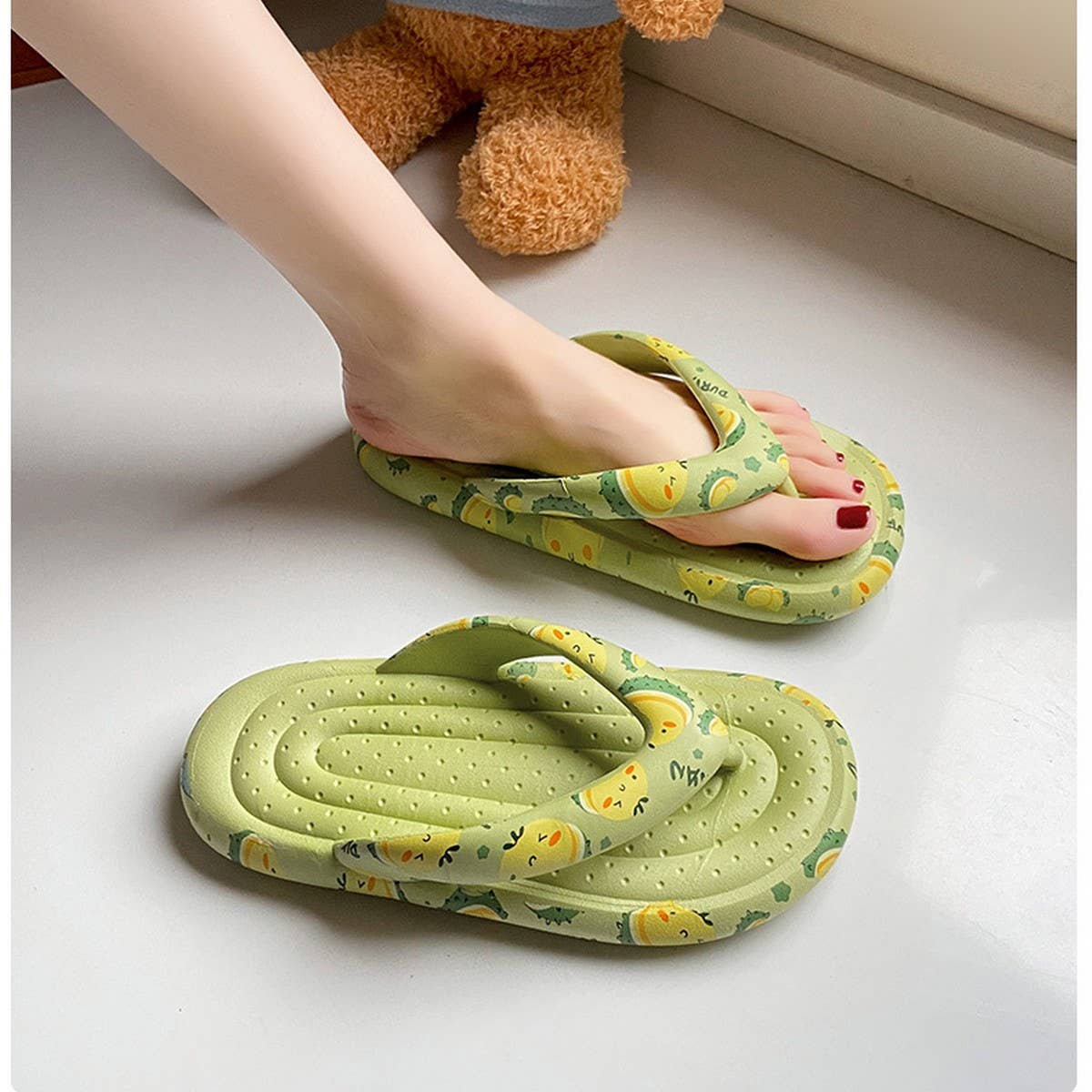 CARTOON FRUIT PATTERN BEACH FLIP FLOP SANDALS_CWSHS0678