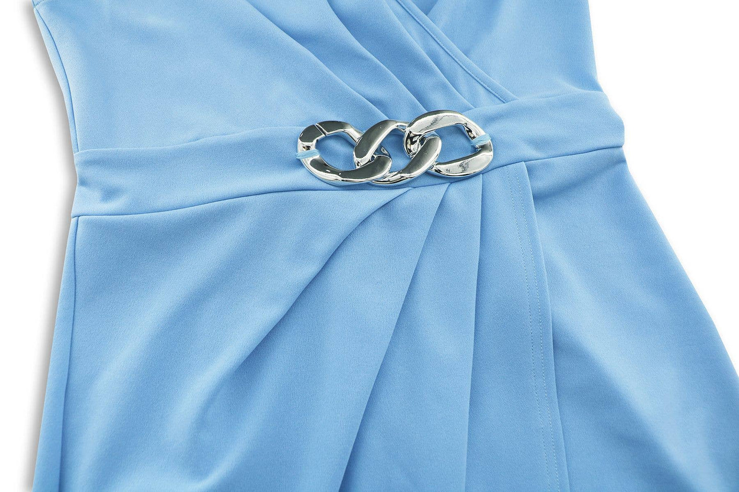 Pleate waist-cinching V-neck short-sleeved dress