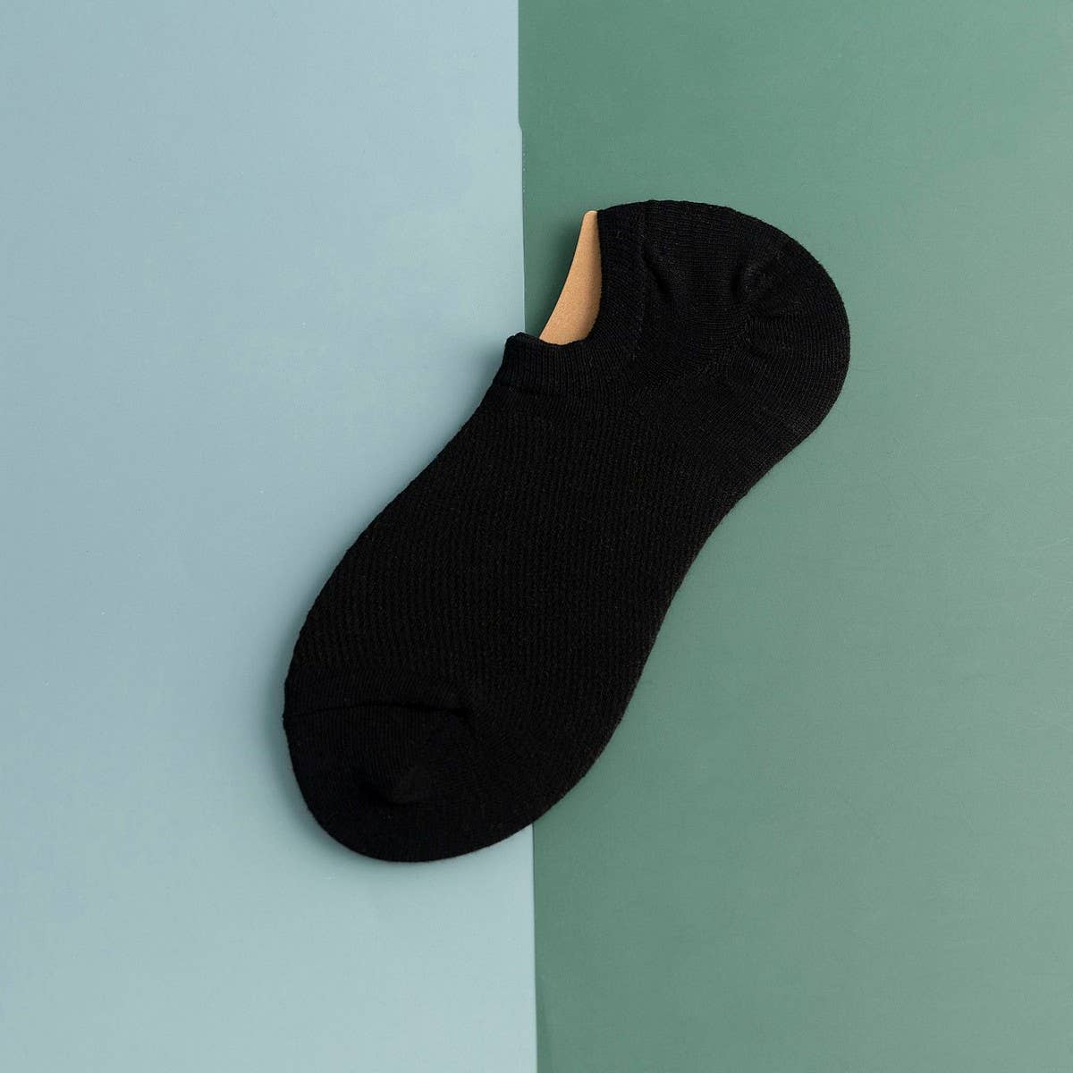NEW MEN'S ANTI-SLIP MESH INVISIBLE SOCKS