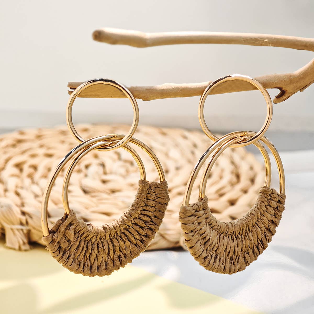 Retro geometric circular perforated earrings