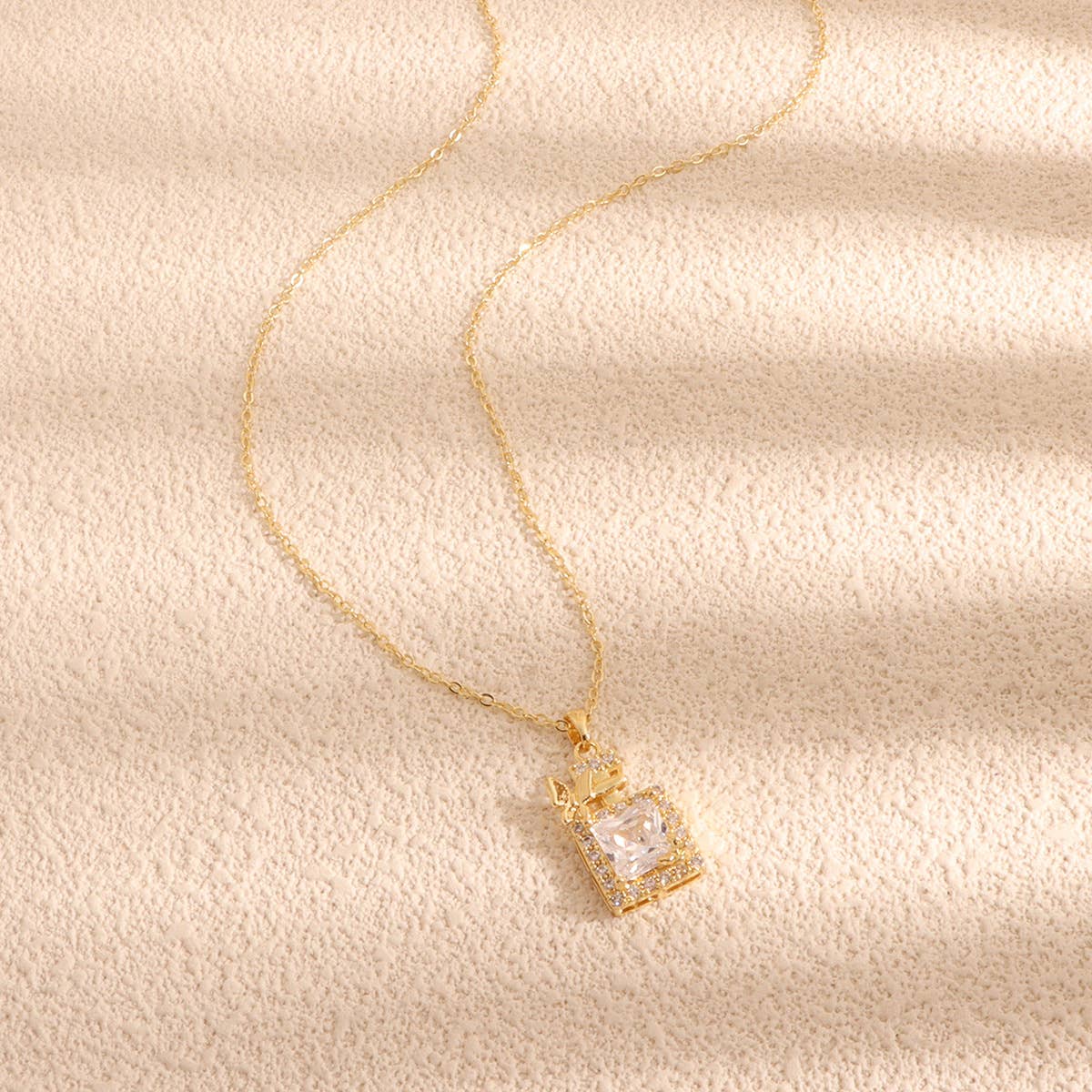 Copper-plated perfume bottle butterfly necklace