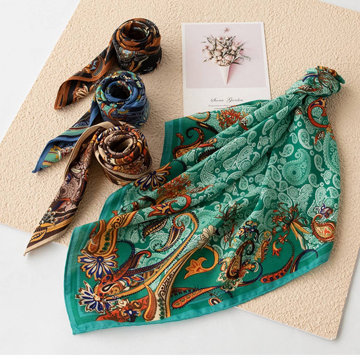 VINTAGE CASHEW FLOWER SMALL SQUARE SCARF