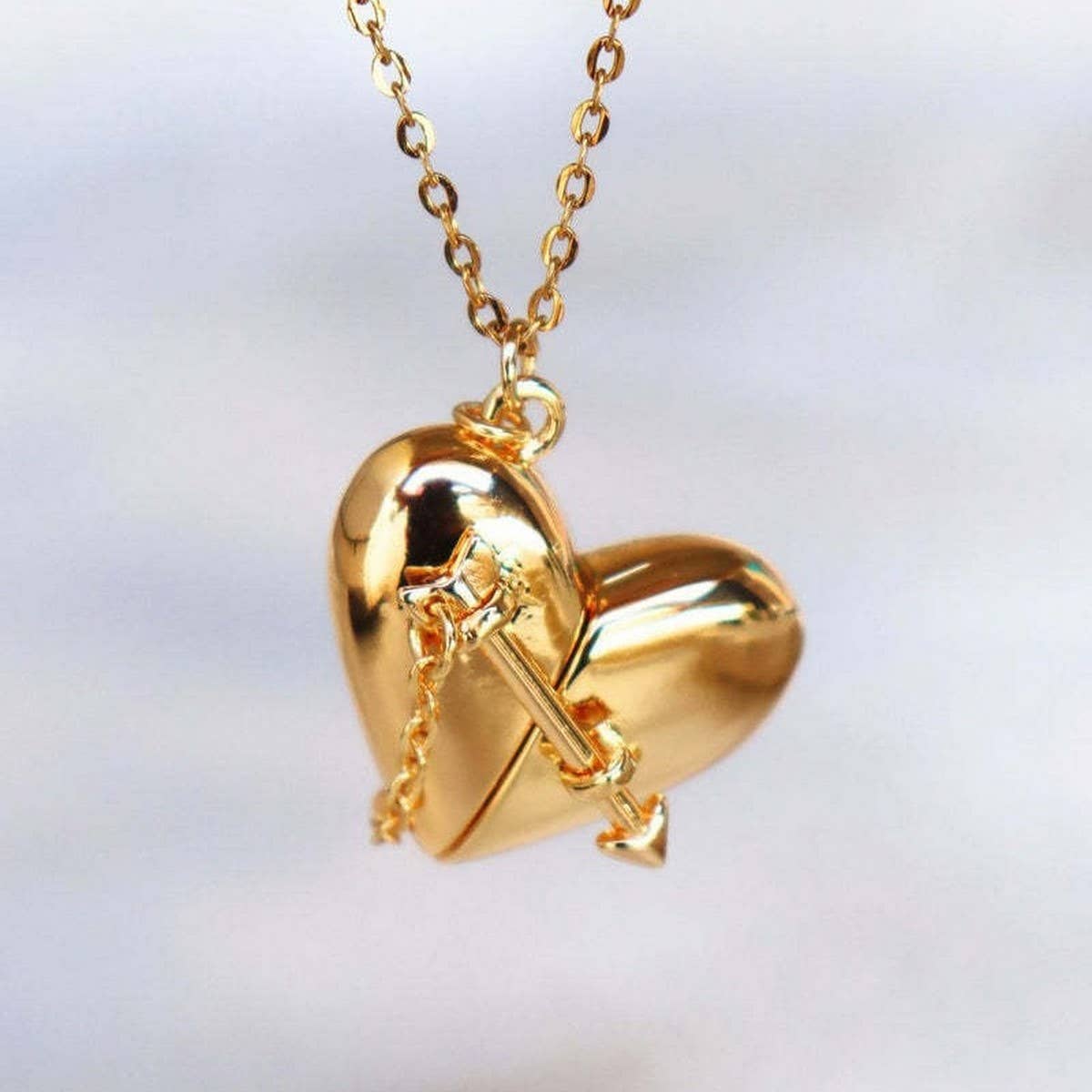 OPEN AND CLOSE HEART PENDANT CLAVICLE NECKLACE_CWMM3904