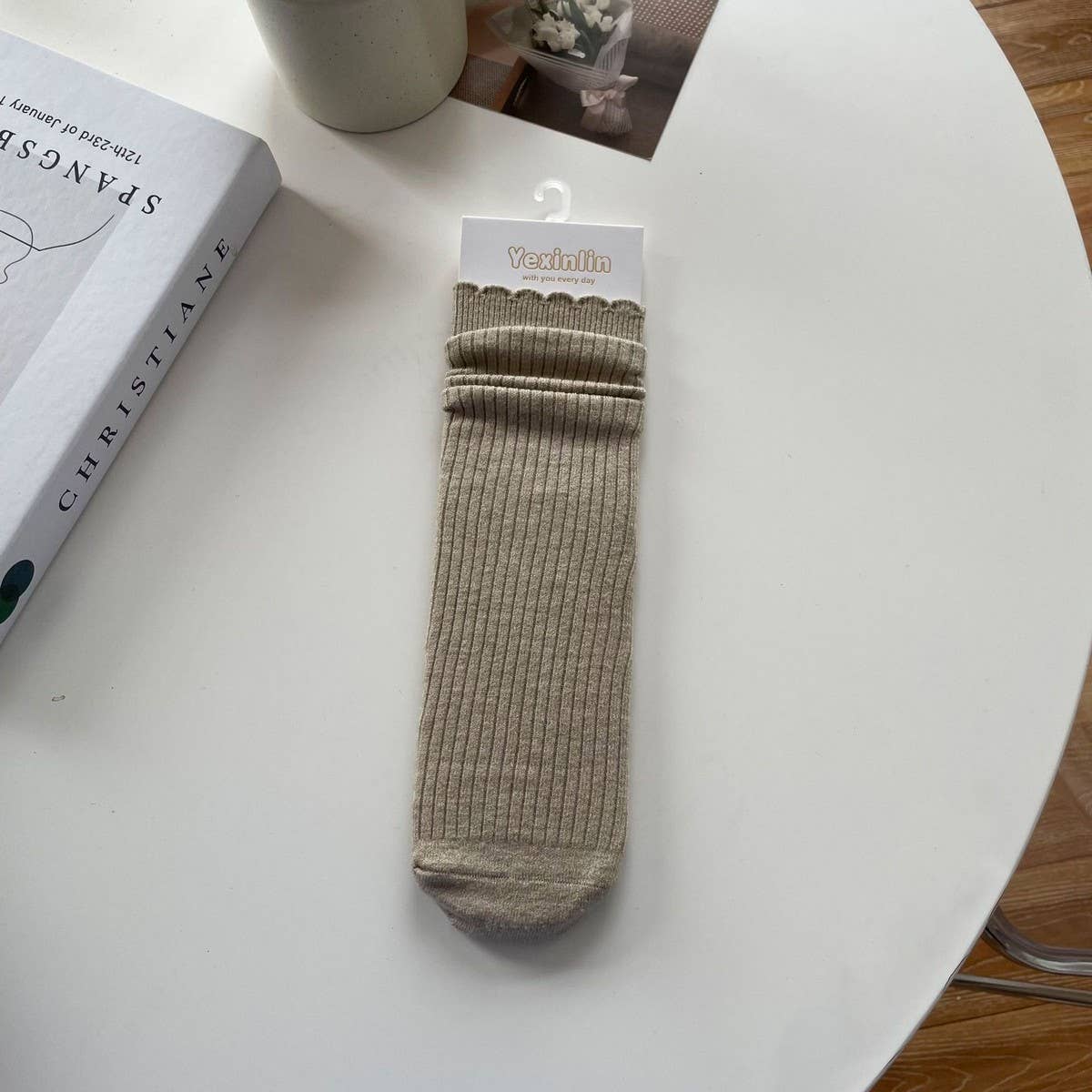 WOMEN'S SOLID COLOR CASHMERE LACE MID-CALF SOCKS