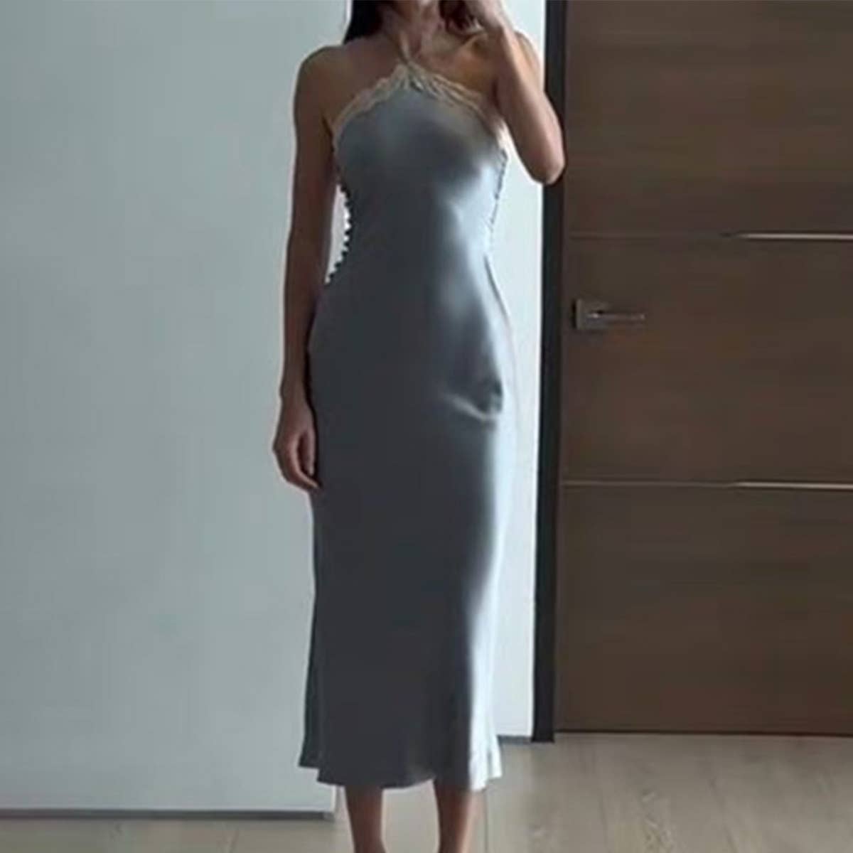 Backless one-shoulder halter lace dress