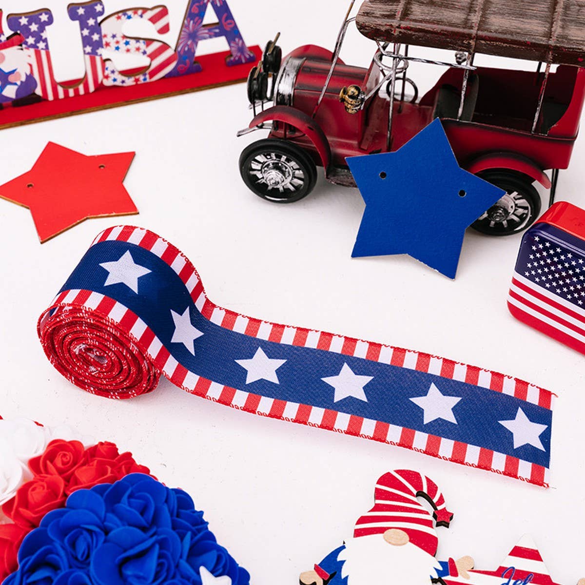 CWMM10215_INDEPENDENCE DAY FLAG RIBBON STARS PARTY DECOR