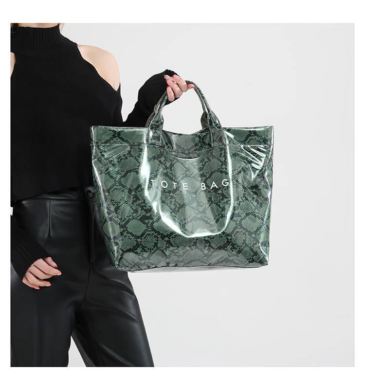 Fashionable printed snake pattern handbag