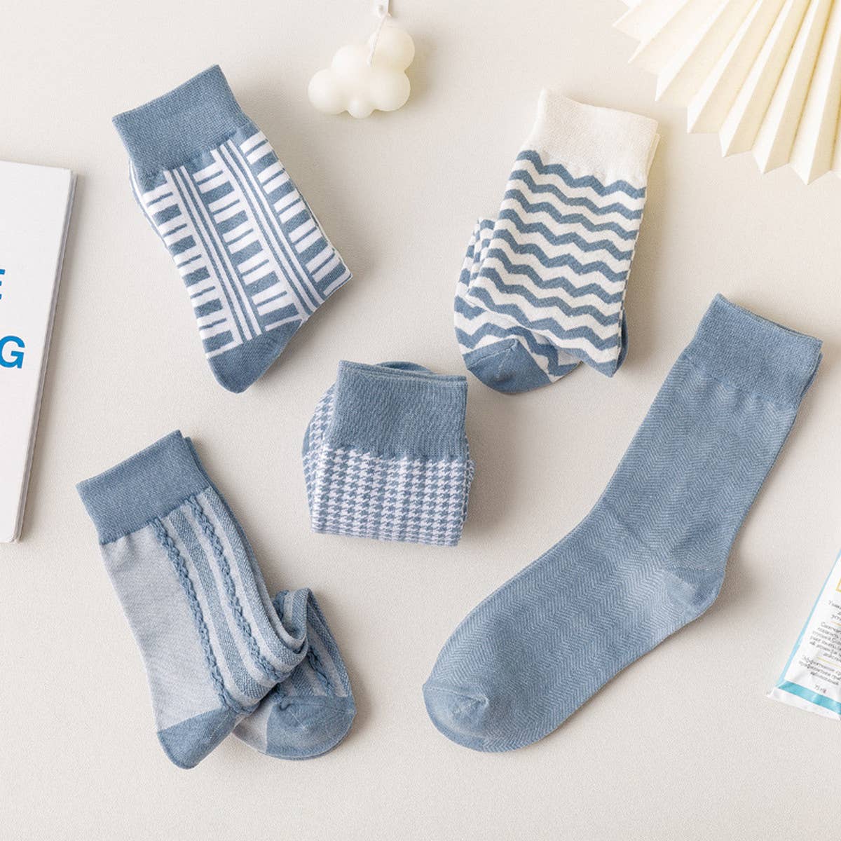 WOMEN BLUE STRIPED PLAID SOCKS