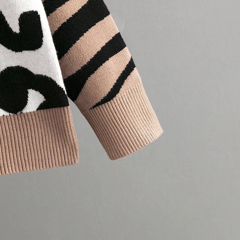 LEOPARD PRINT PATCHWORK MIXED KNIT SWEATER