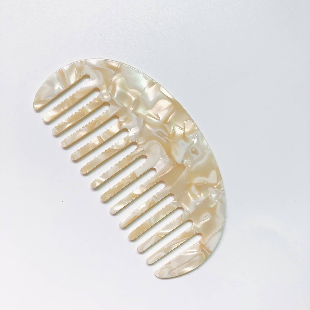 CUTE AND CUTE HAIR COMB