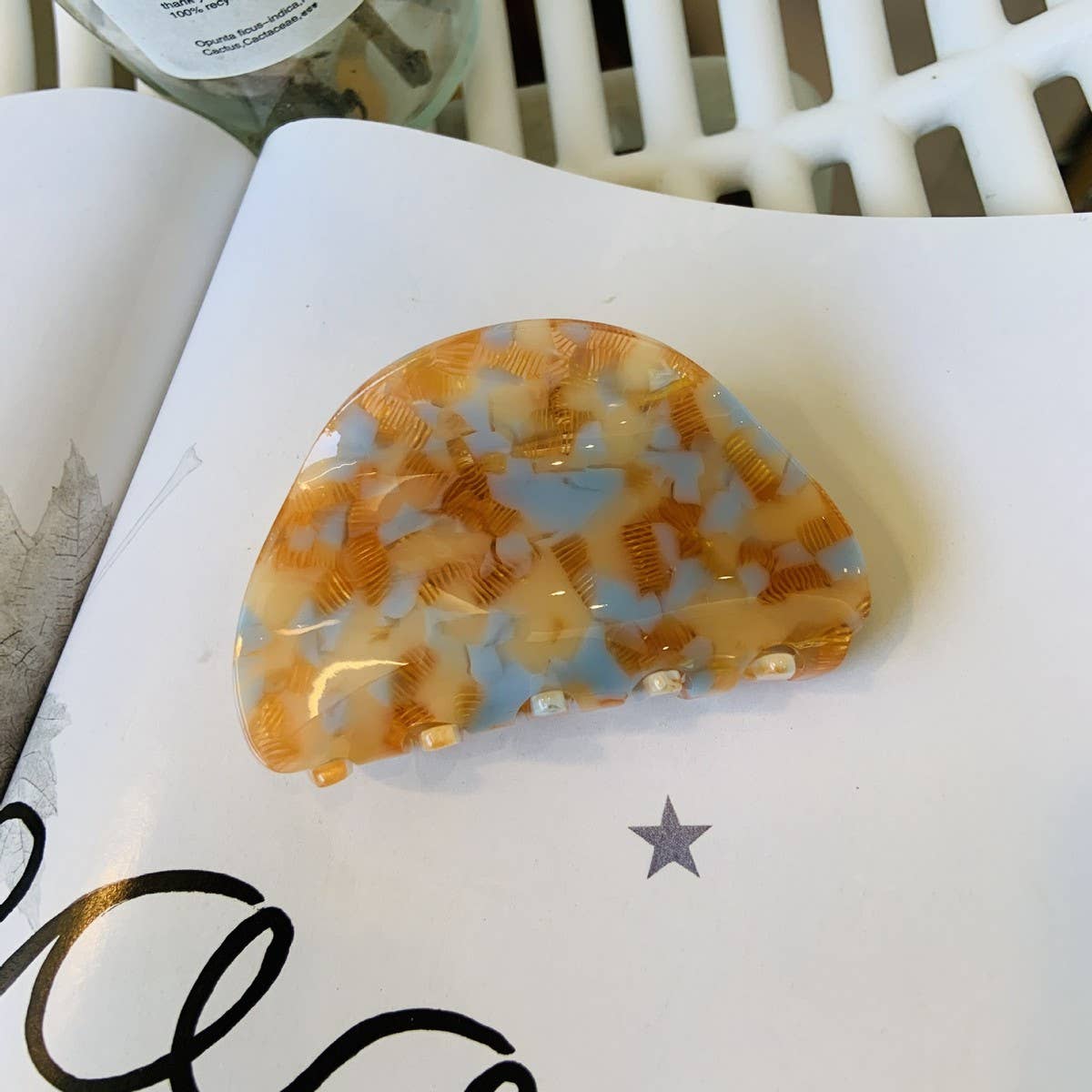 CANDY COLOR LIGHT LUXURY HALF CIRCLE HAIRPIN_CWAHA2150