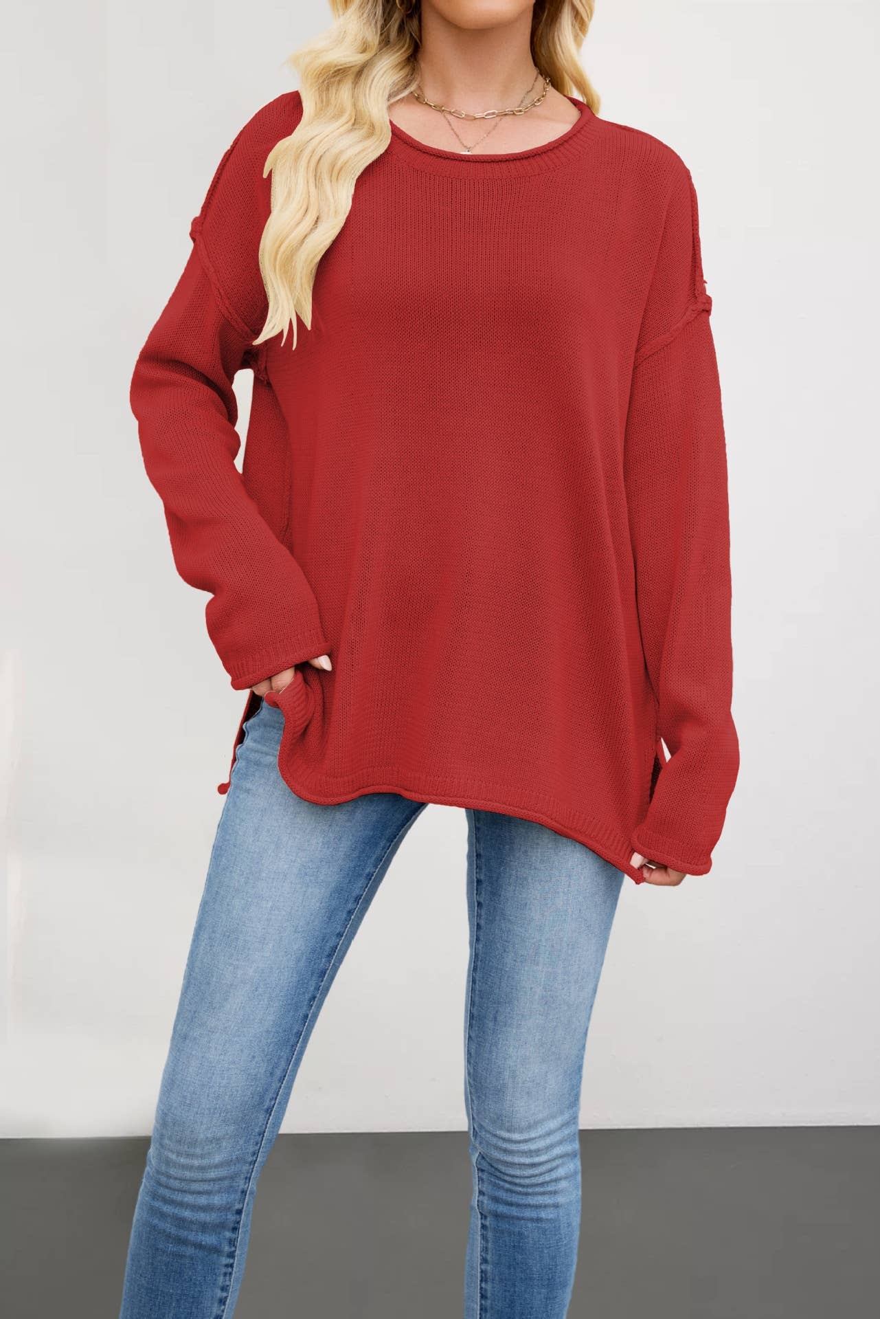 Solid color round-neck loose pullover sweater
