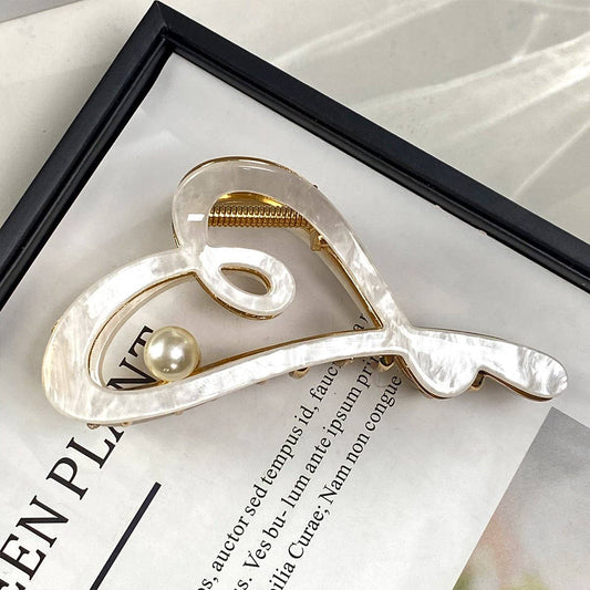 SWEET AND VERSATILE HEART HOLLOW HAIRPIN