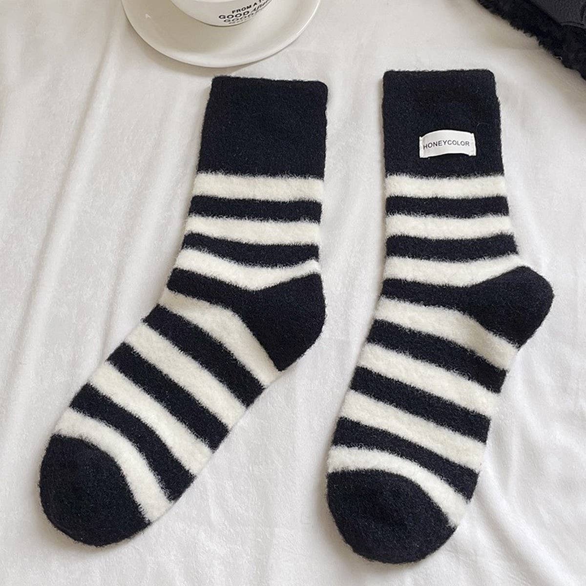 THICKENED PANDA FURRY HOME SLEEP SOCKS