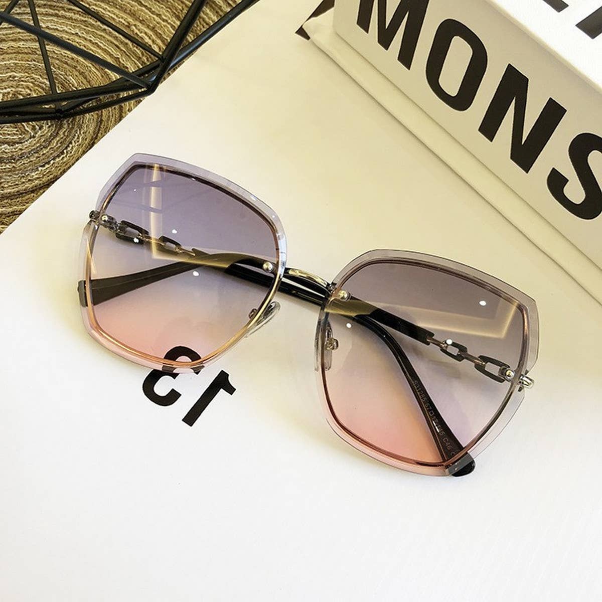 WOMEN RETRO RIMLESS CRYSTAL SUNGLASSES
