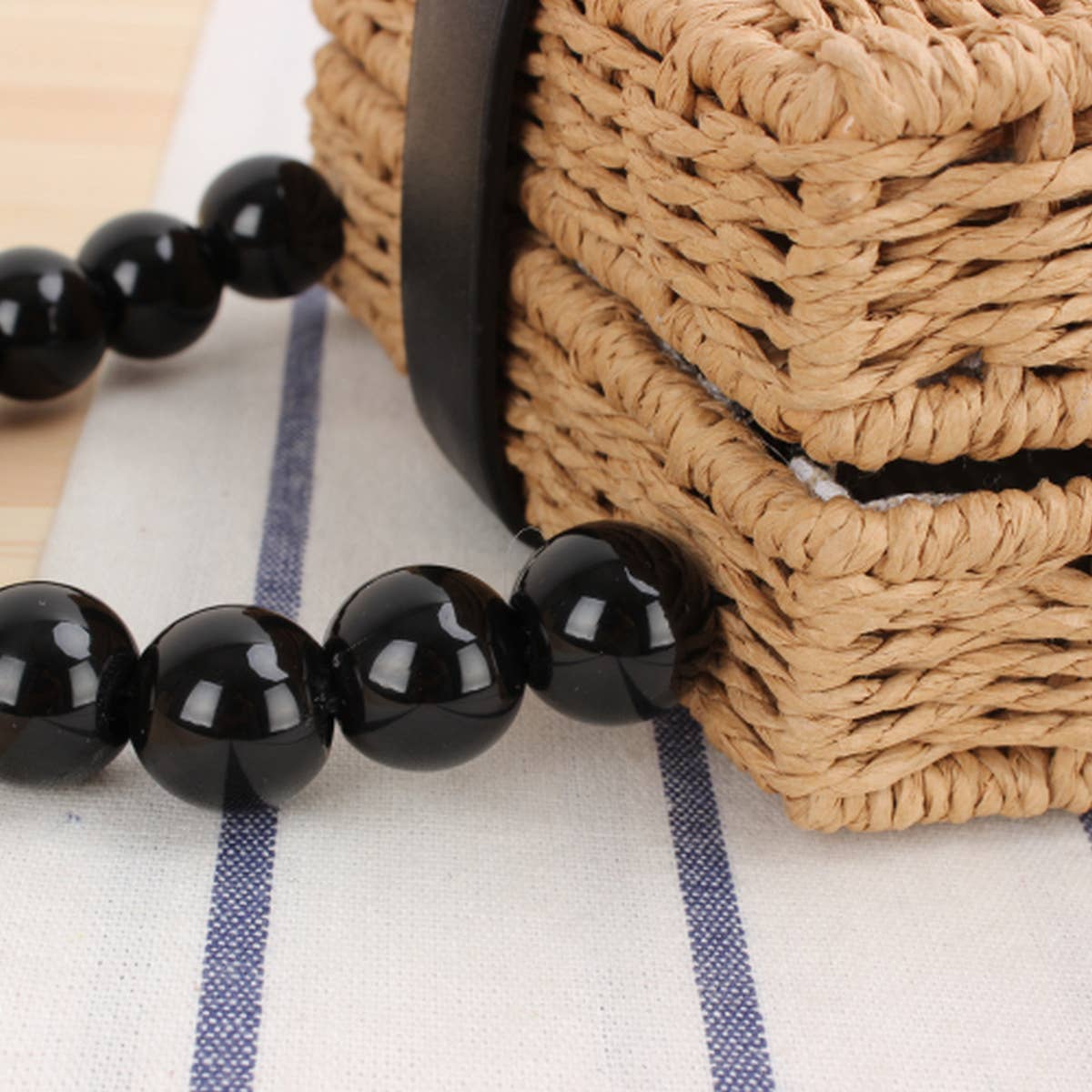 CUTE WOODEN BEAD PORTABLE WOVEN BAG_CWAB2096