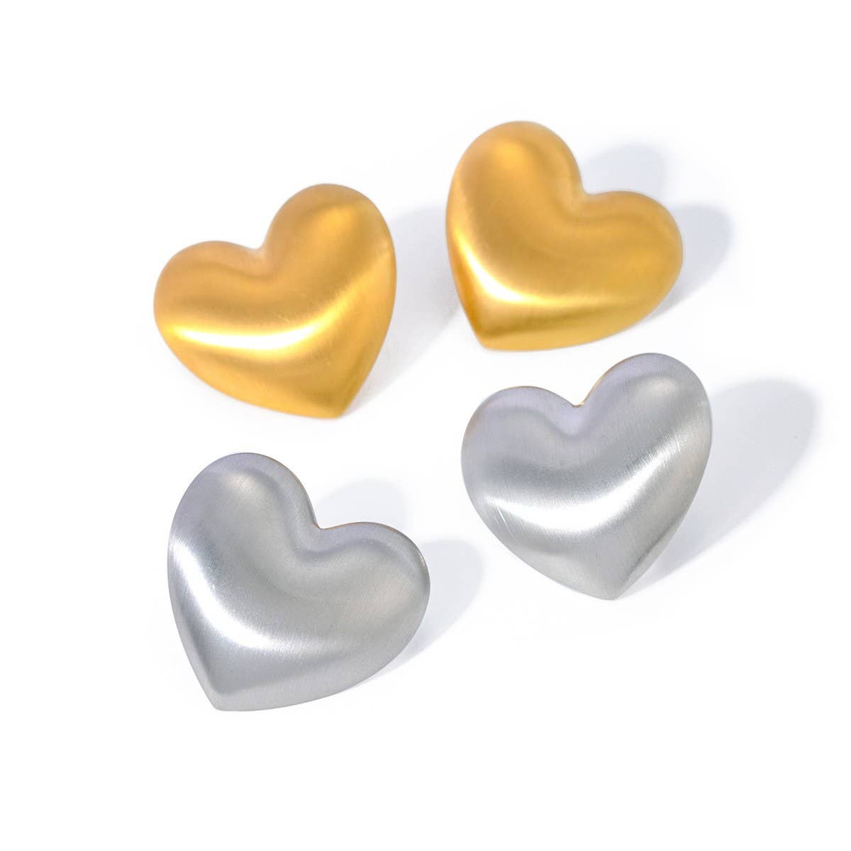 POPULAR AND VERSATILE HEART-SHAPED EARRINGS_CWAJE1791