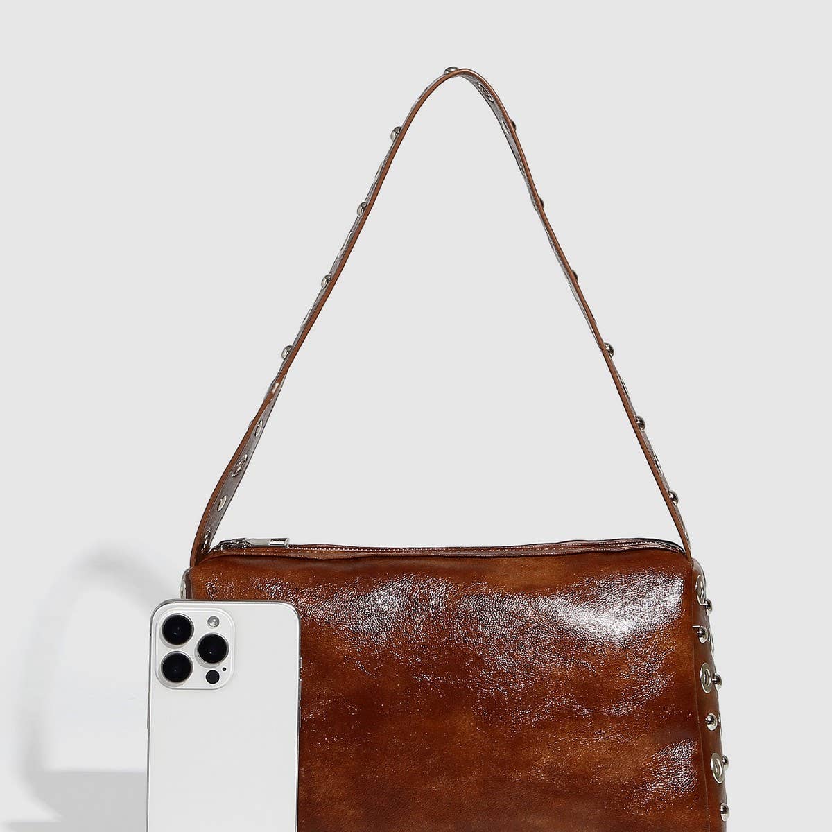 Street Style Rivet Baguette Bag for Women_CWAB5686