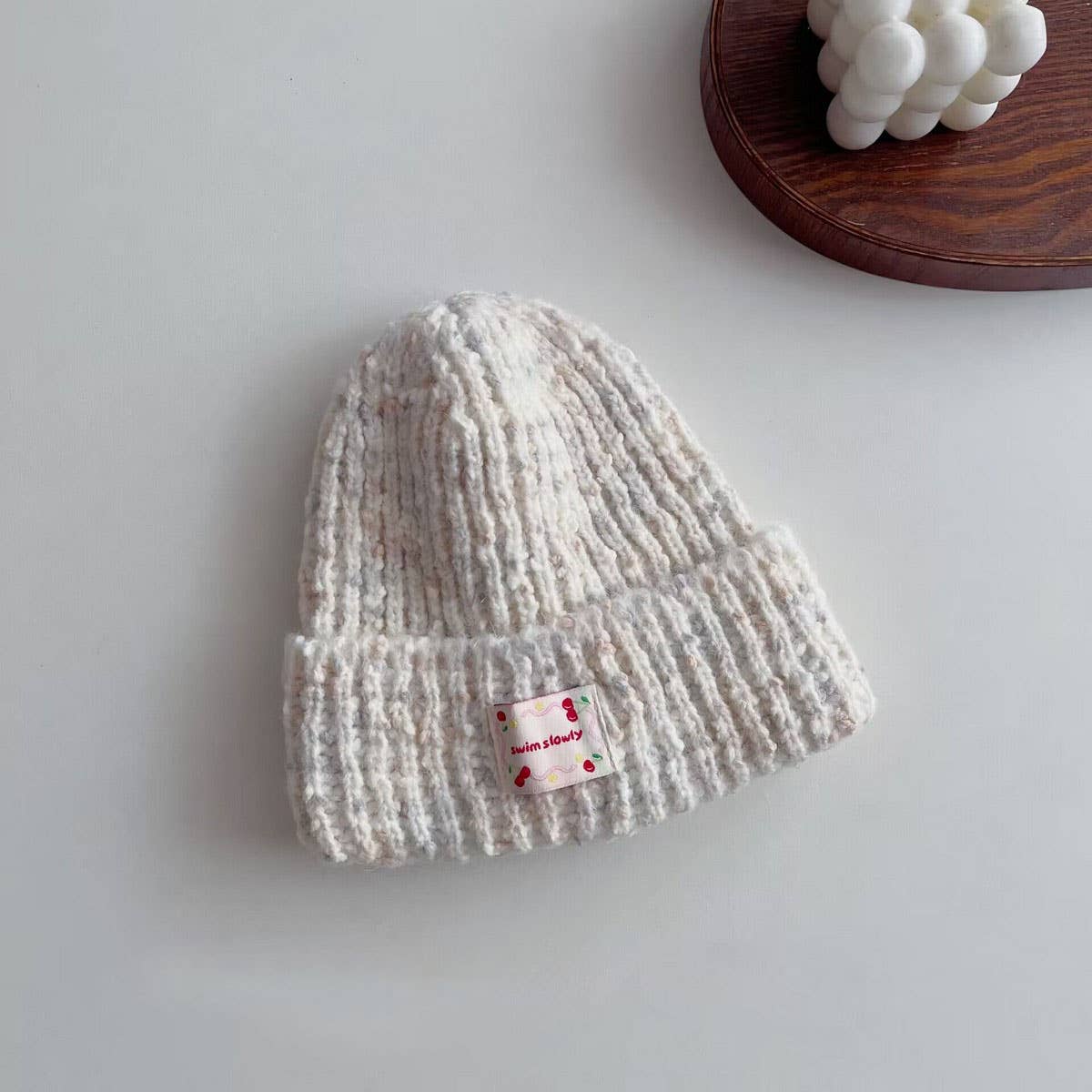 CHILDREN'S STYLISH CURLED WHITE LABEL KNITTED HAT_CWAH2935