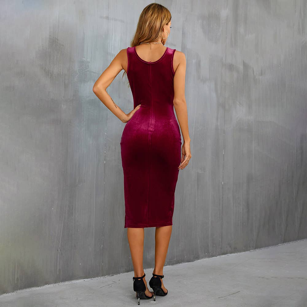 Party velvet dress with square neck and hip strap