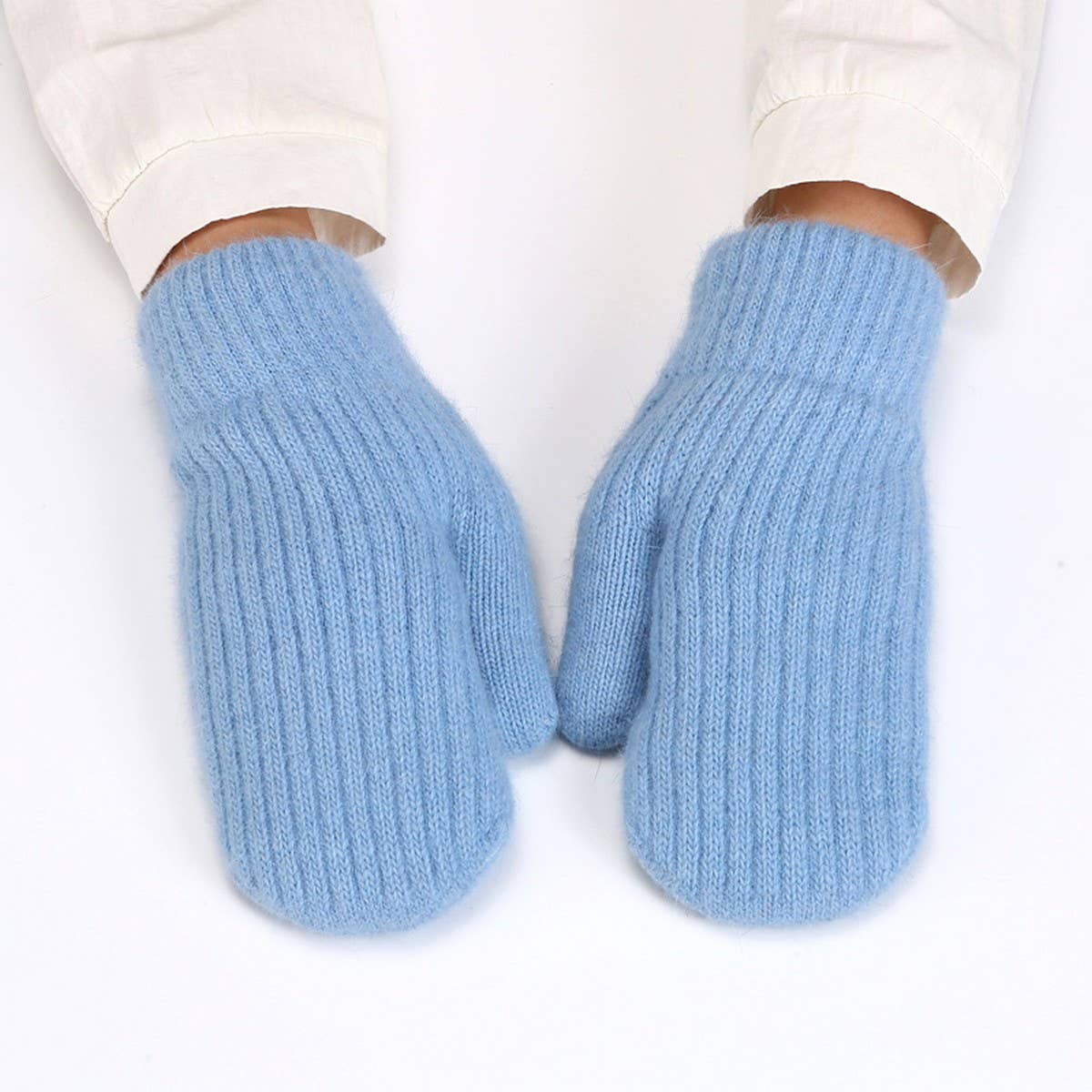 KNITTED WOOL COVERED WINDPROOF WARM GLOVES_CWAG0249