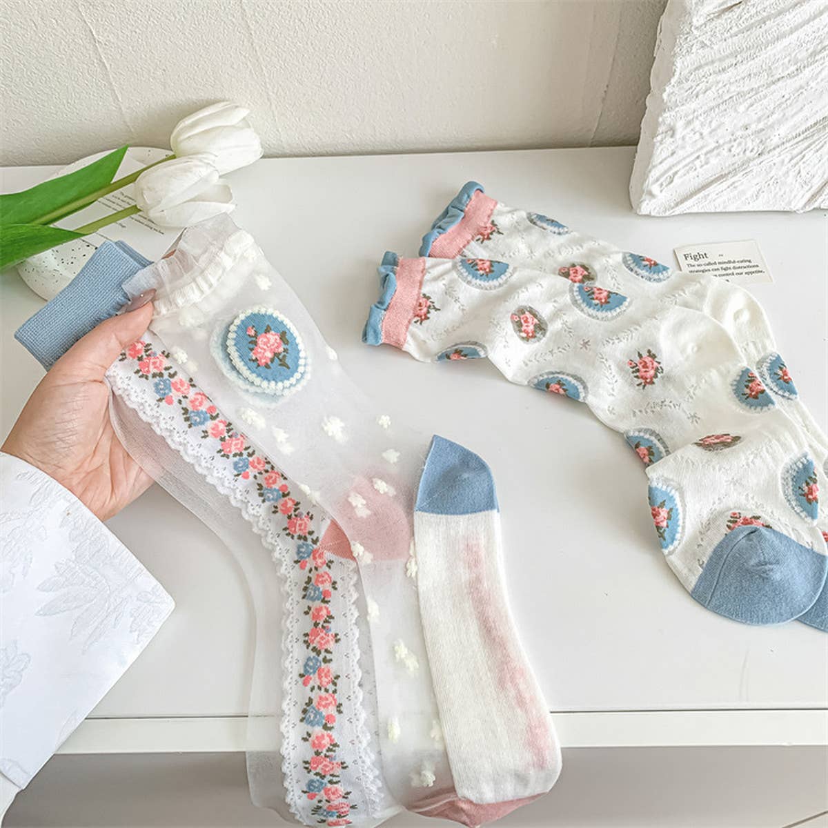 EXQUISITE CASUAL TRANSPARENT SOCKS_CWMS0563