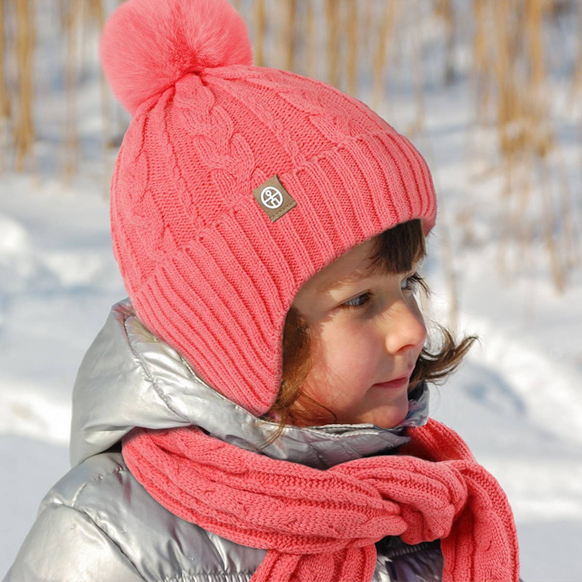 CHILDREN'S HAT SCARF AND GLOVES THREE-PIECE SET