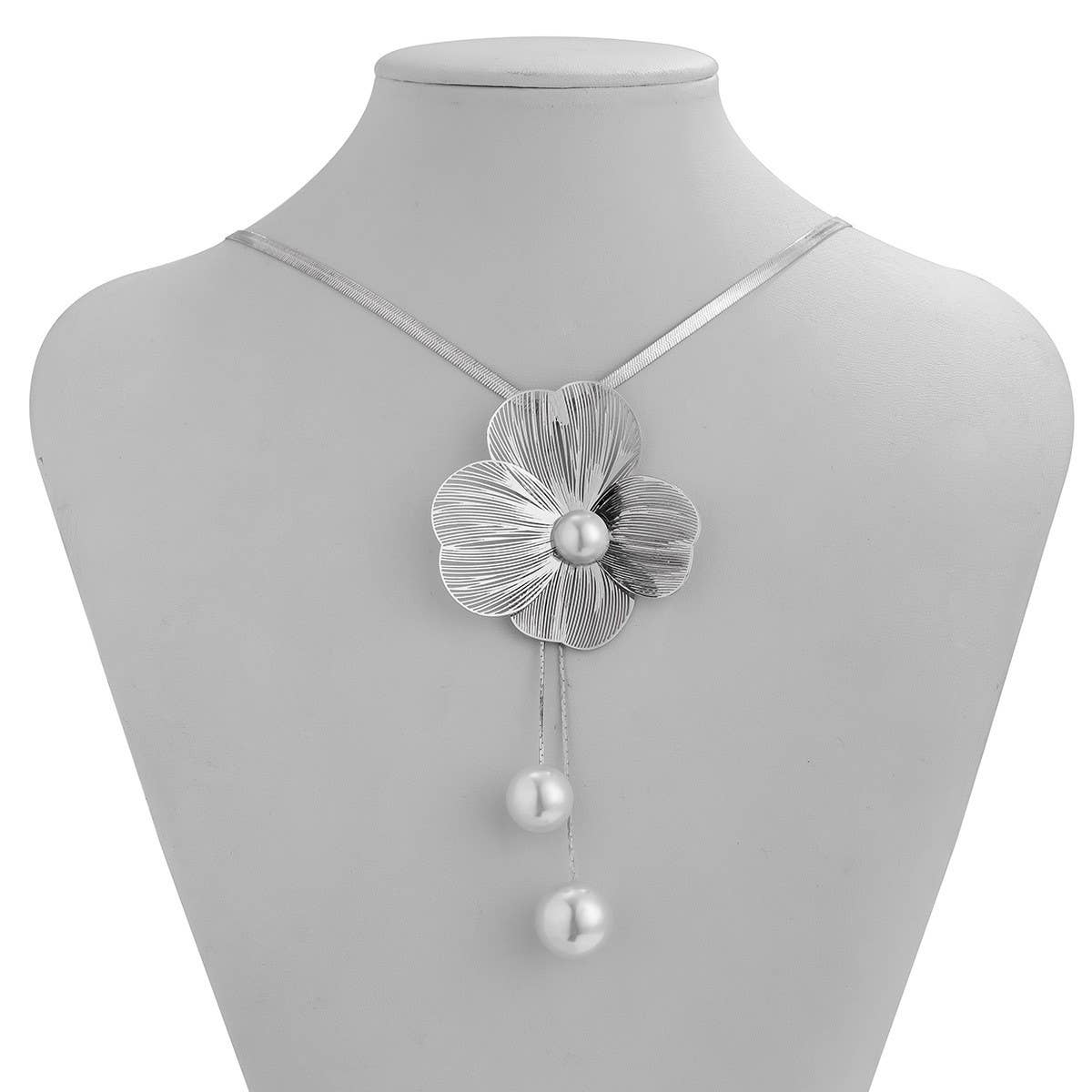 TEXTURED FLOWER SWEET COOL NECKLACE EARRING SET