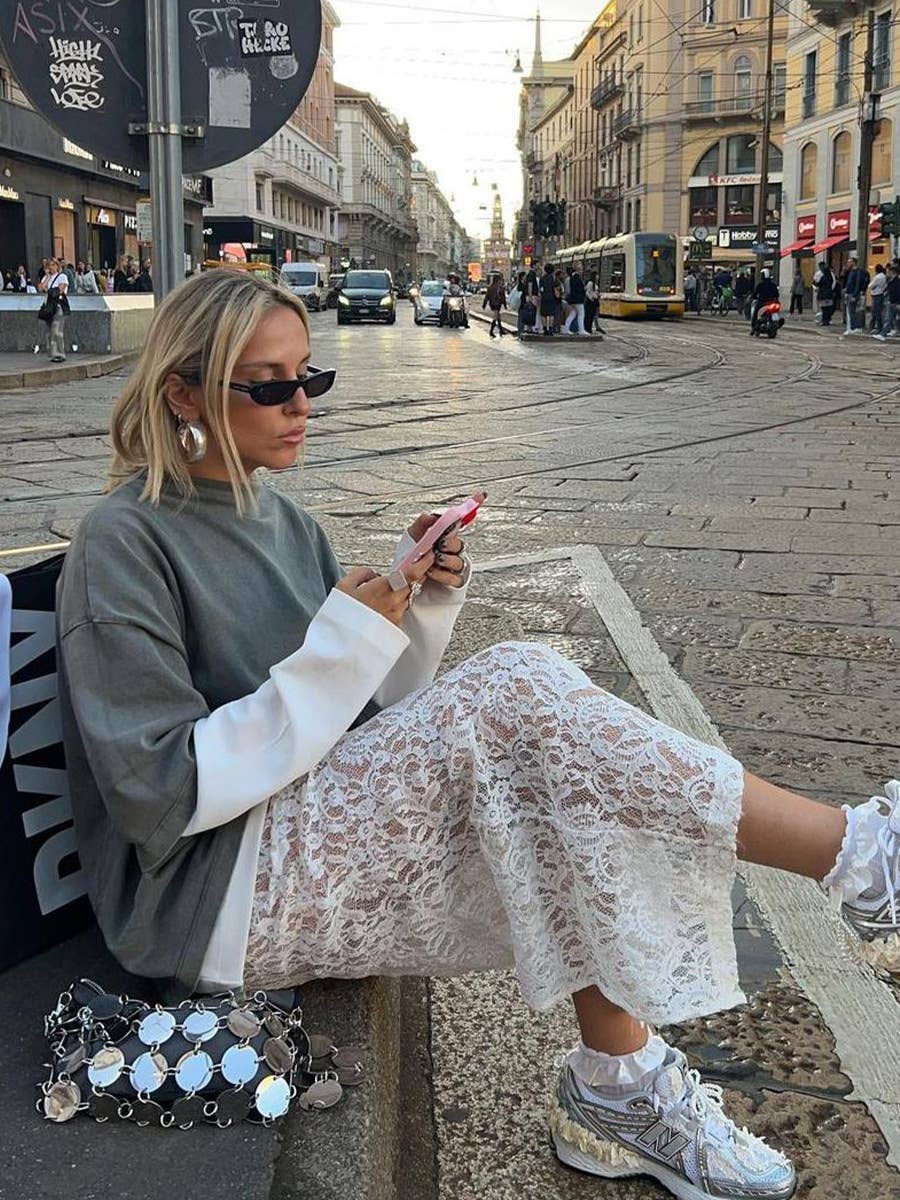 Lace skirt with jacquard cutout slit at the back