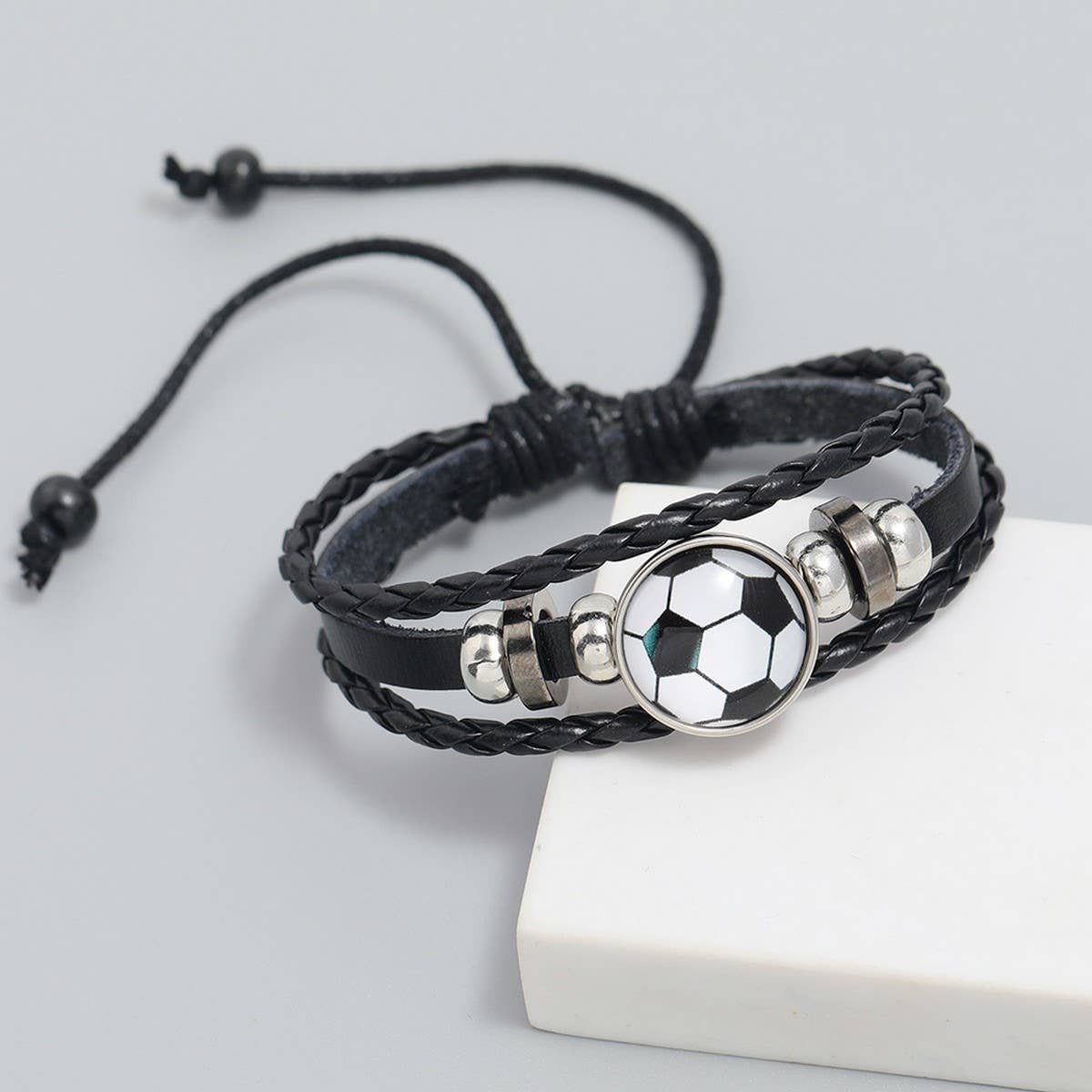 FASHIONABLE PERSONALIZED BEADED BRACELET