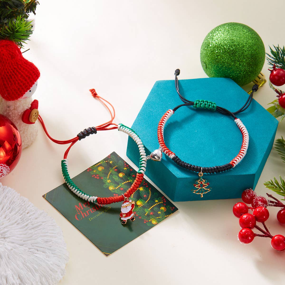 CHRISTMAS WOVEN TREE PAPER CARD MAGNETIC BRACELET