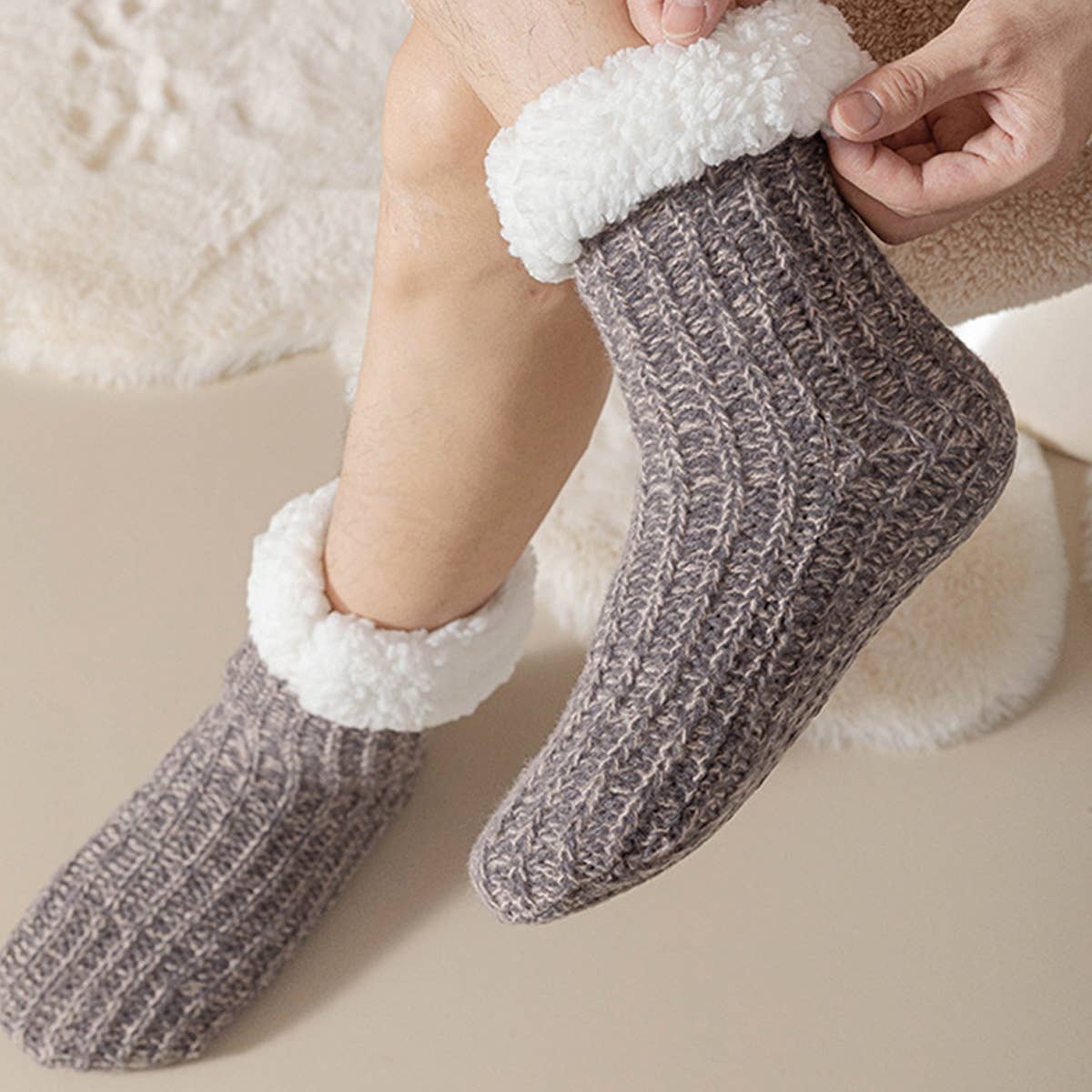 MEN'S AUTUMN AND WINTER WARM SOCKS