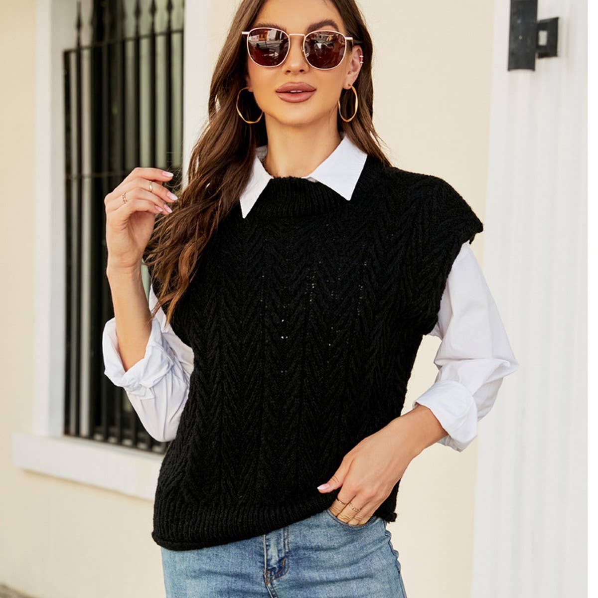 Knit everything with coarse needle solid color vest