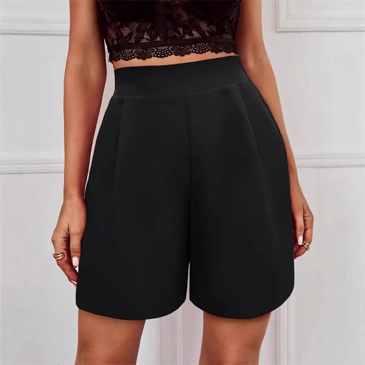 High-waisted formal solid color loose shorts