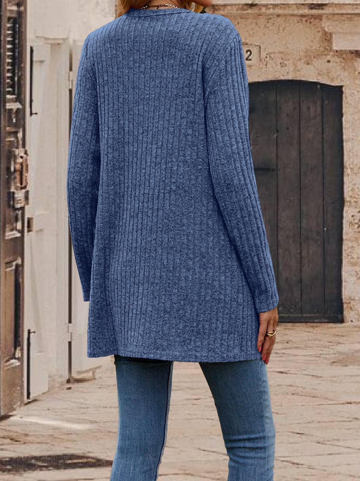 Single - buttoned V-neck pit strip cardigan