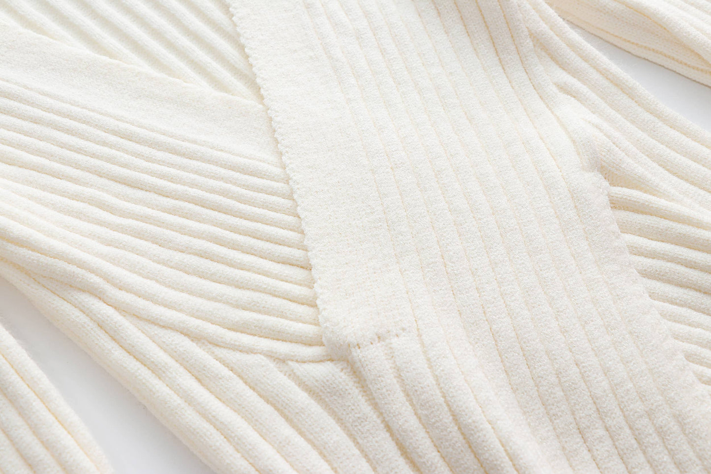 V-NECK PULLOVER CROSS SWEATER SWEATER